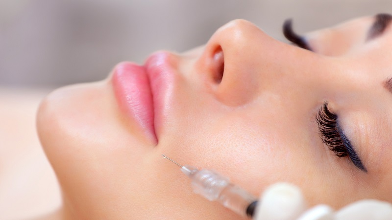 تزریق ژل لب