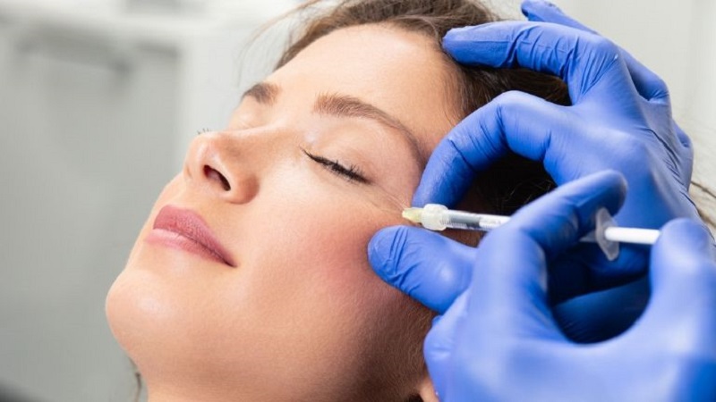 پزشک زیبایی اصفهان ژل پروفایلو