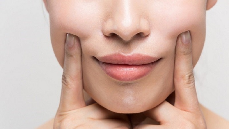 بهترین پزشک زیبایی اصفهان | از بین بردن خط خنده