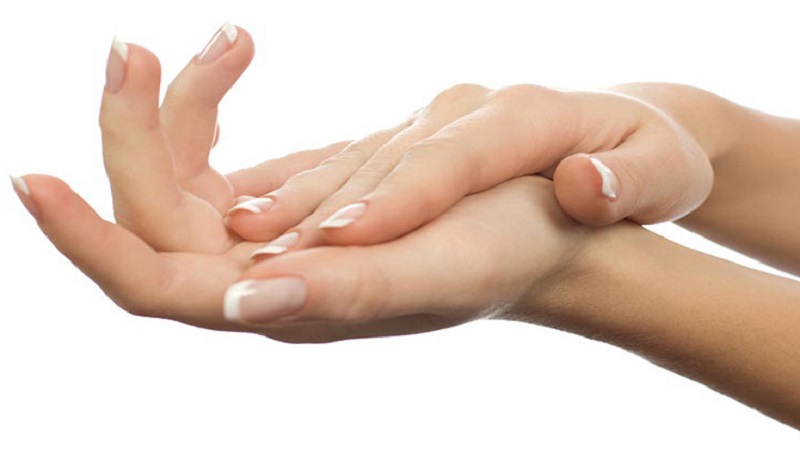 معایب و مزایای جوانسازی دست