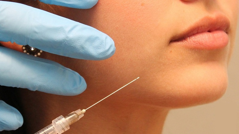 تزریق ژل چانه | پزشک زیبایی اصفهان