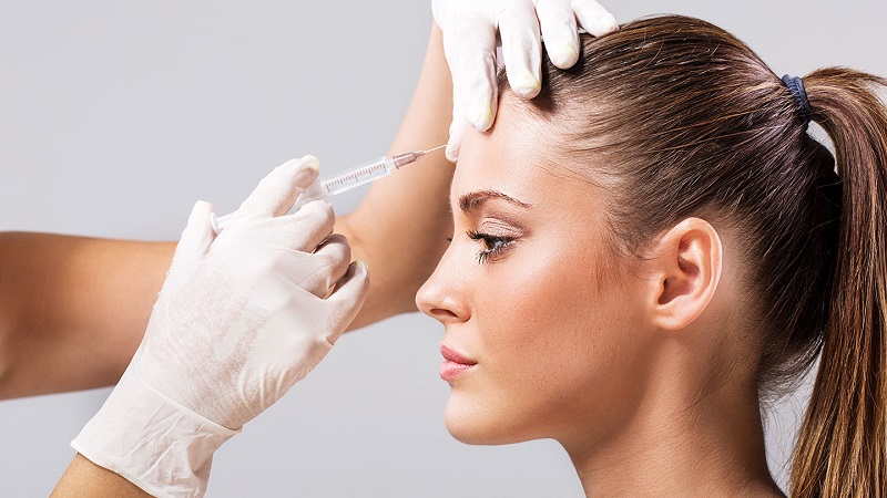 نحوه تزریق ژل در پیشانی