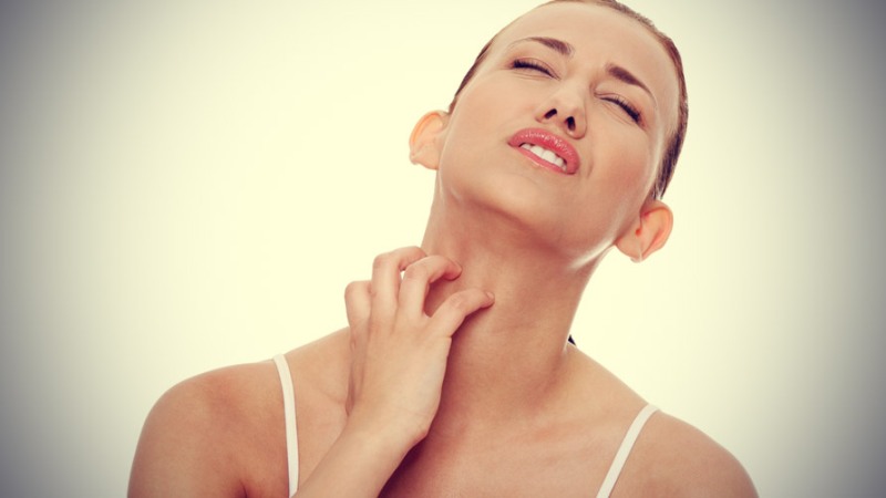 عوارض جانبی نیاسینامید چیست؟