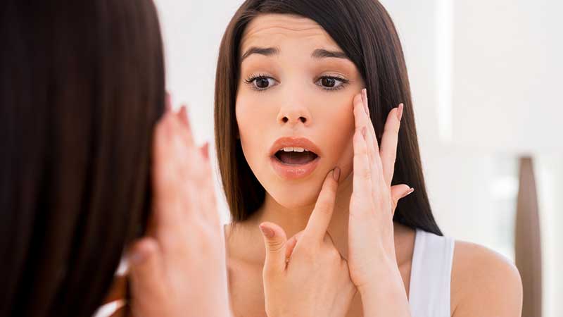 بررسی مشکلات رایج پوستی در بارداری