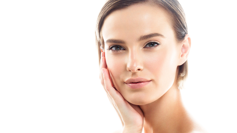 بررسی نقش ویتامین‌ها در جوانی پوست