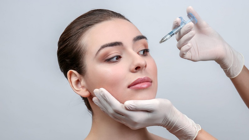 مقایسه بوتاکس و فیلر های پوستی