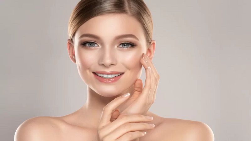 افزایش کلاژن سازی بدن | پزشک زیبایی اصفهان | دکتر مجید حسینی