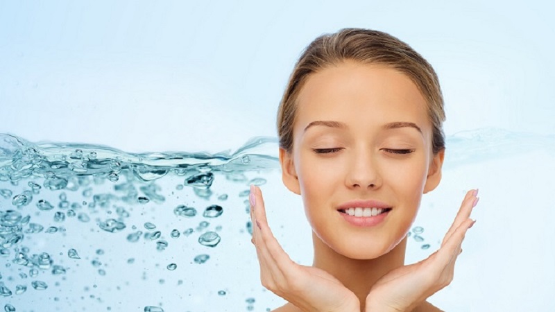 مزایای هیالورونیک اسید | پزشک زیبایی اصفهان | دکتر مجید حسینی