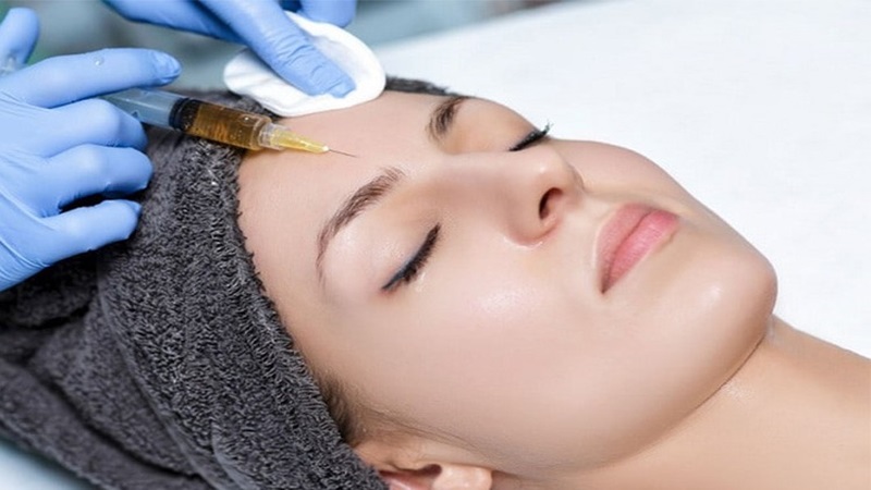 تزریق چربی به صورت با تکنیک میکروفت چگونه است؟