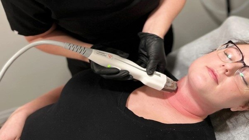 مزوژل در اصفهان | لیفت با نخ در اصفهان | تزریق بوتاکس در اصفهان | دکتر مجید حسینی